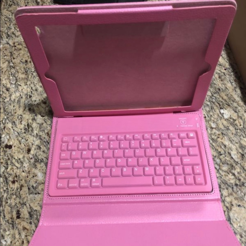 iPad Bluetooth Keyboard